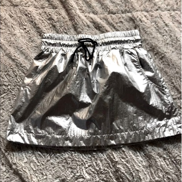 H&M Dresses & Skirts - NWT silver H&M Miniskirt - XS